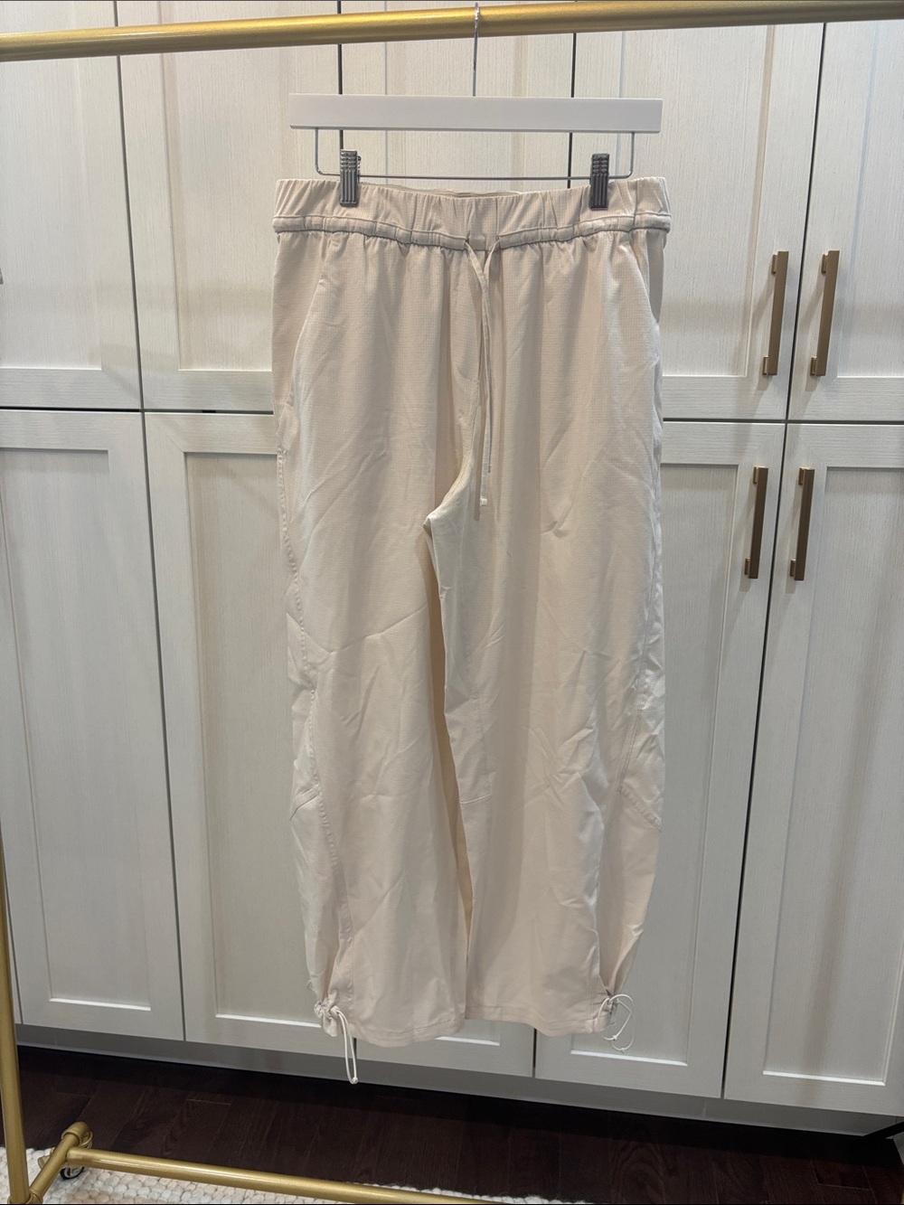 lululemon athletica Cream Elastic Waist Pull-On Pants